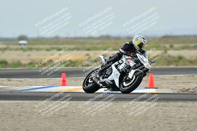 media/Apr-18-2025-TrackDaz (Fri) [[45f5874c44]]/C Group/Session 1 (Turn 7)/